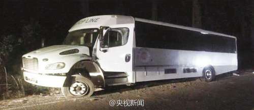 師生游學遭遇車禍