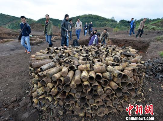 桐木嶺遺址出土的坩堝。　通訊員 歐陽(yáng)常海 攝